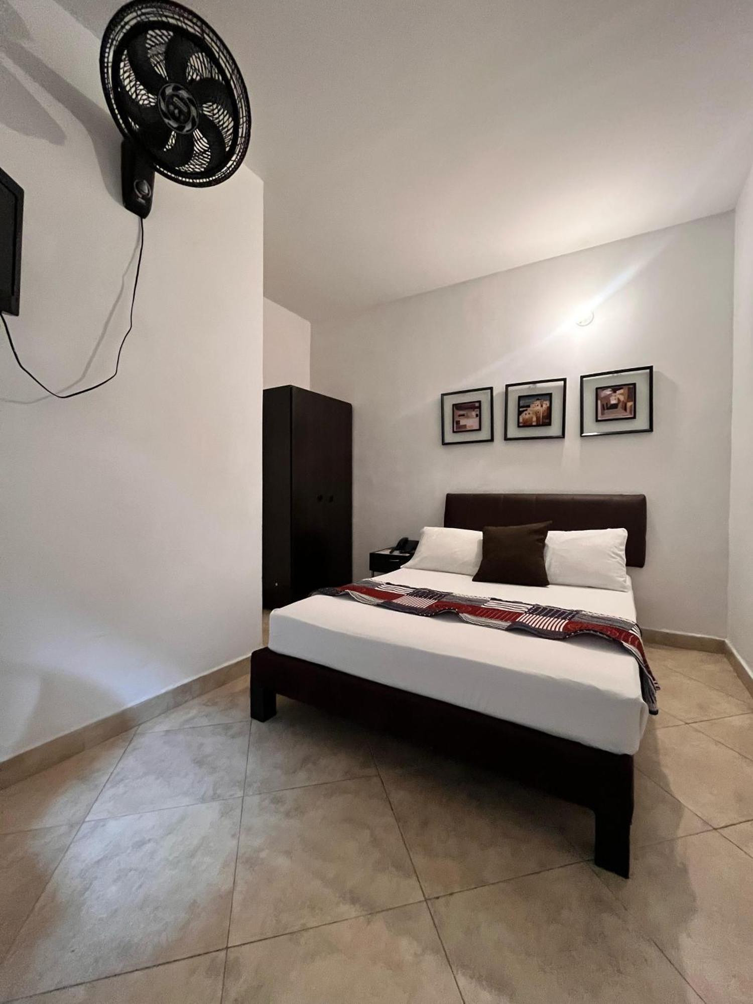 Hotel Quinta Avenida Медельин Экстерьер фото